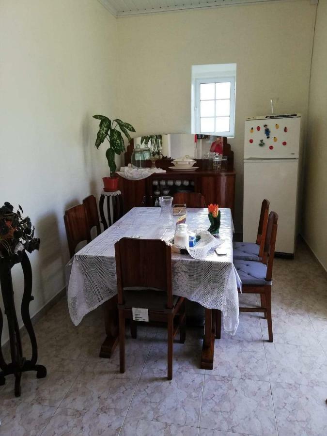 Villa Grannys House à Angra do Heroísmo Extérieur photo